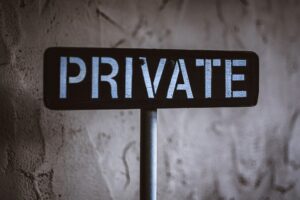 Accès aux données privées en entreprise